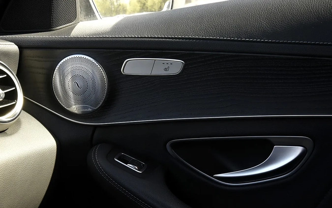 Mercedes-Benz Klasa C cena 126688 przebieg: 110196, rok produkcji 2018 z Nowogród małe 436